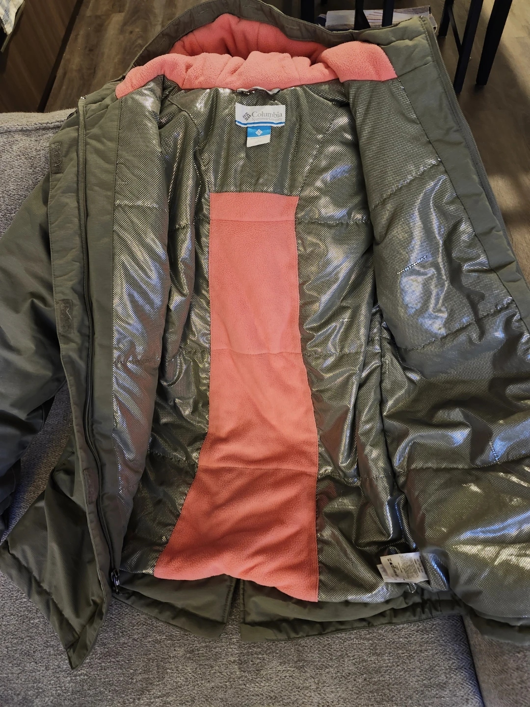 Columbia Girls Insulated Winter Jacket Size L (14/16) - photo 2