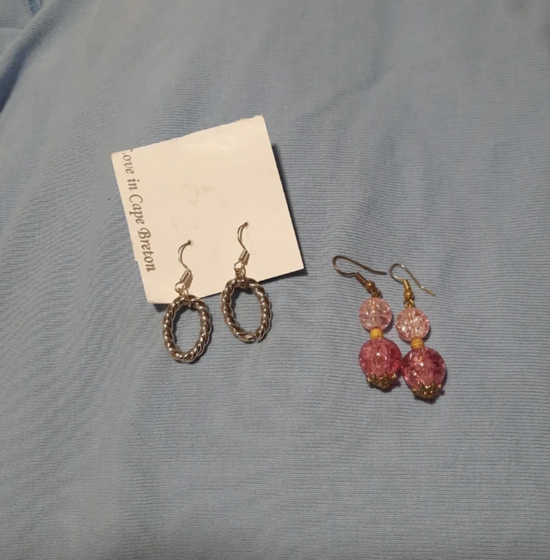 Earrings 2 pairs