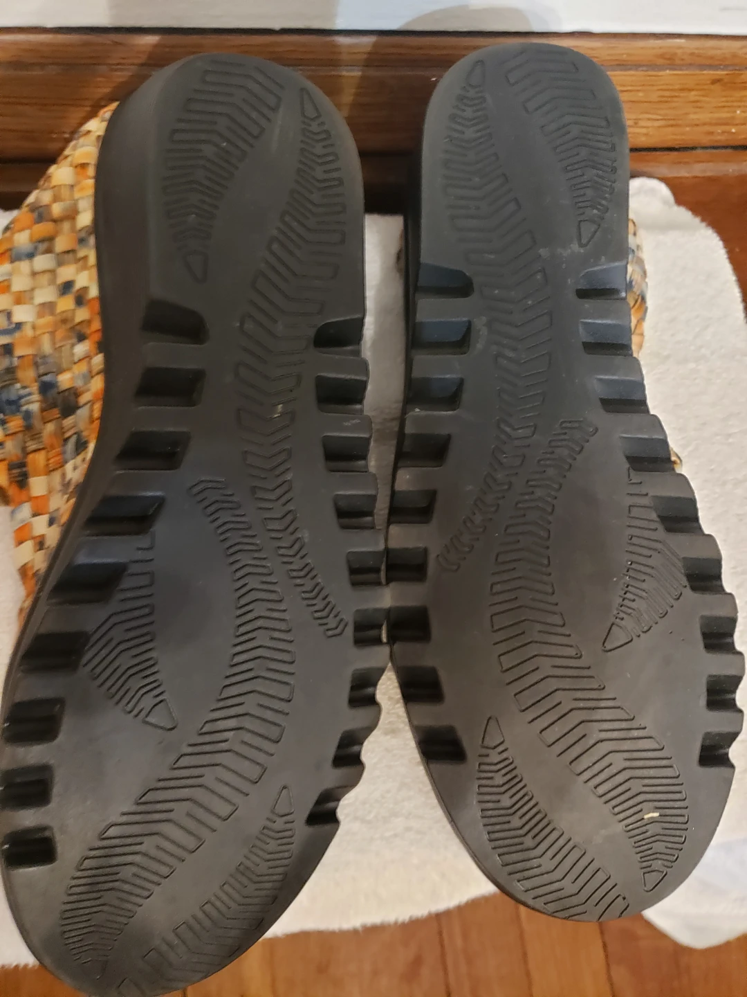 Snugglys Woven Mary Jane Shoes - Size 39 - photo 3