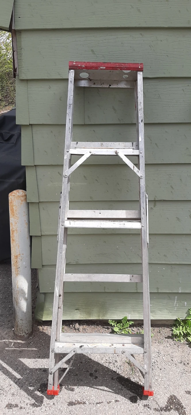 5Ft Aluminum A-Frame Ladder - photo 2