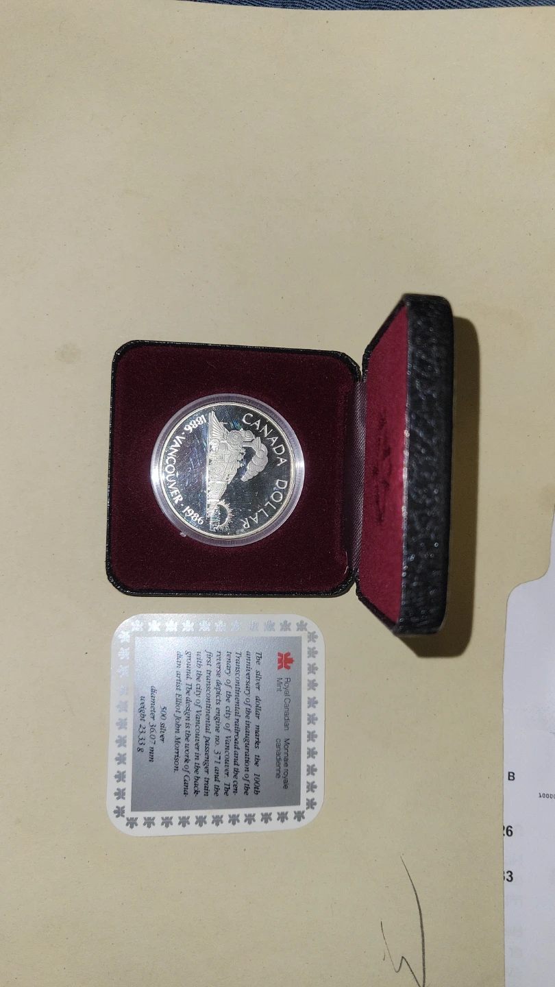 1986 Canada Silver Dollar Vancouver Centennial Coin - photo 3