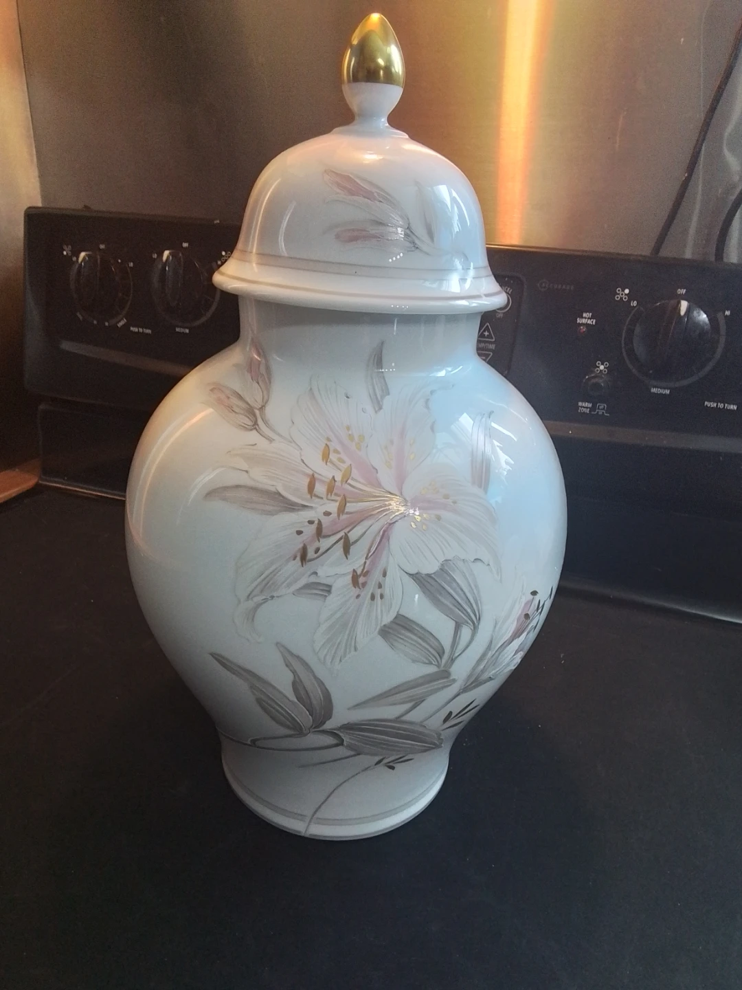 Stunning 15" Vintage AK Kaiser "Aurelia" Lidded Vase