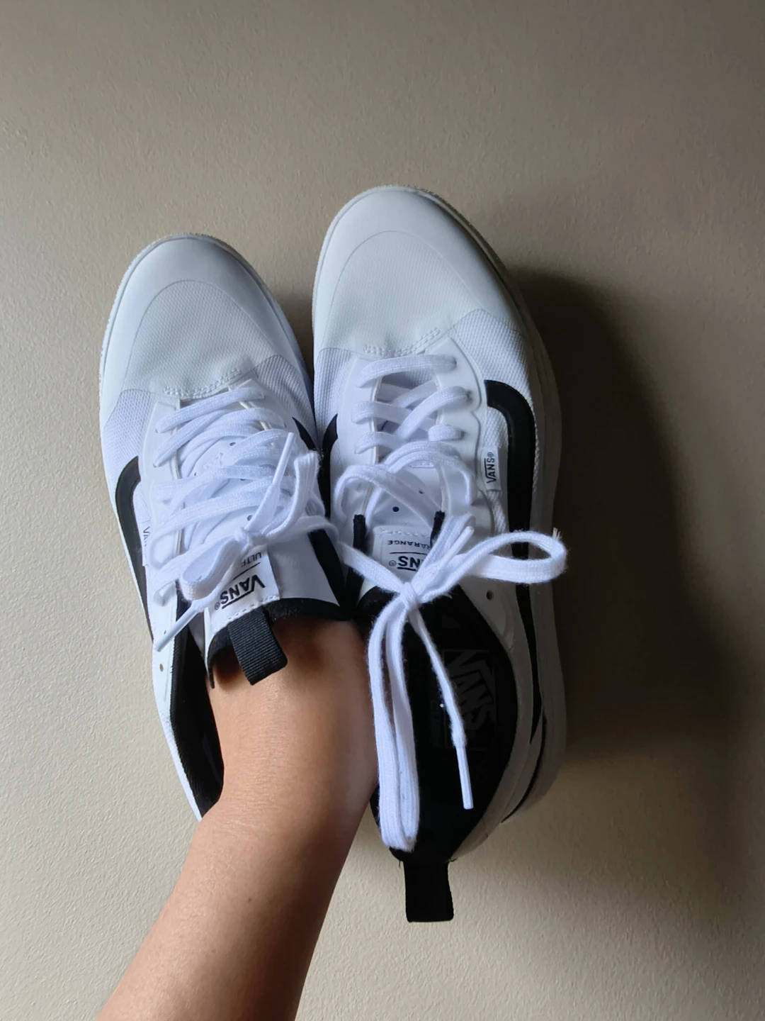 Vans UltraRange EXO SE Shoes - White/Black - Men's Size 11 - photo 2