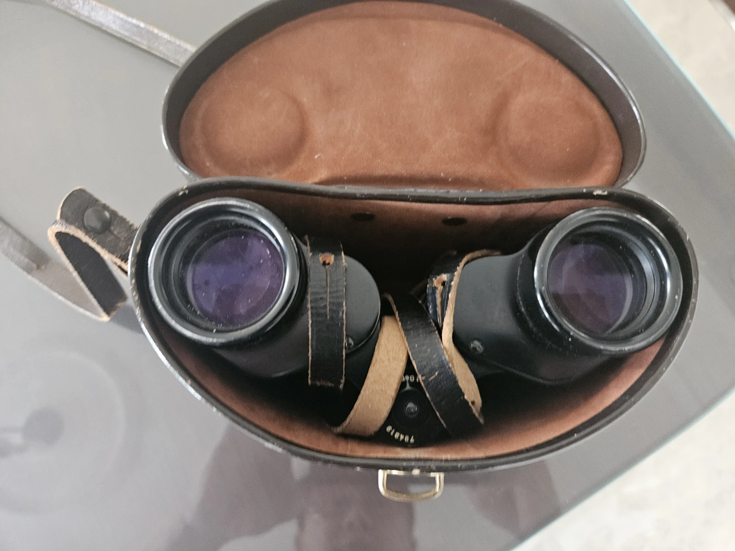 Vintage Carl Zeiss Binoculars with Leather Case - photo 2