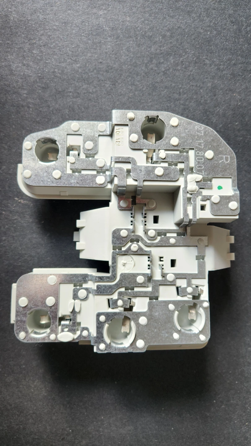 2007-2012 Volvo S40 Rear Lamp Socket