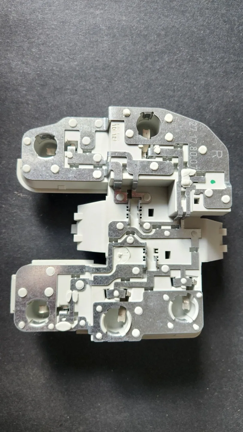 2007-2012 Volvo S40 Rear Lamp Socket