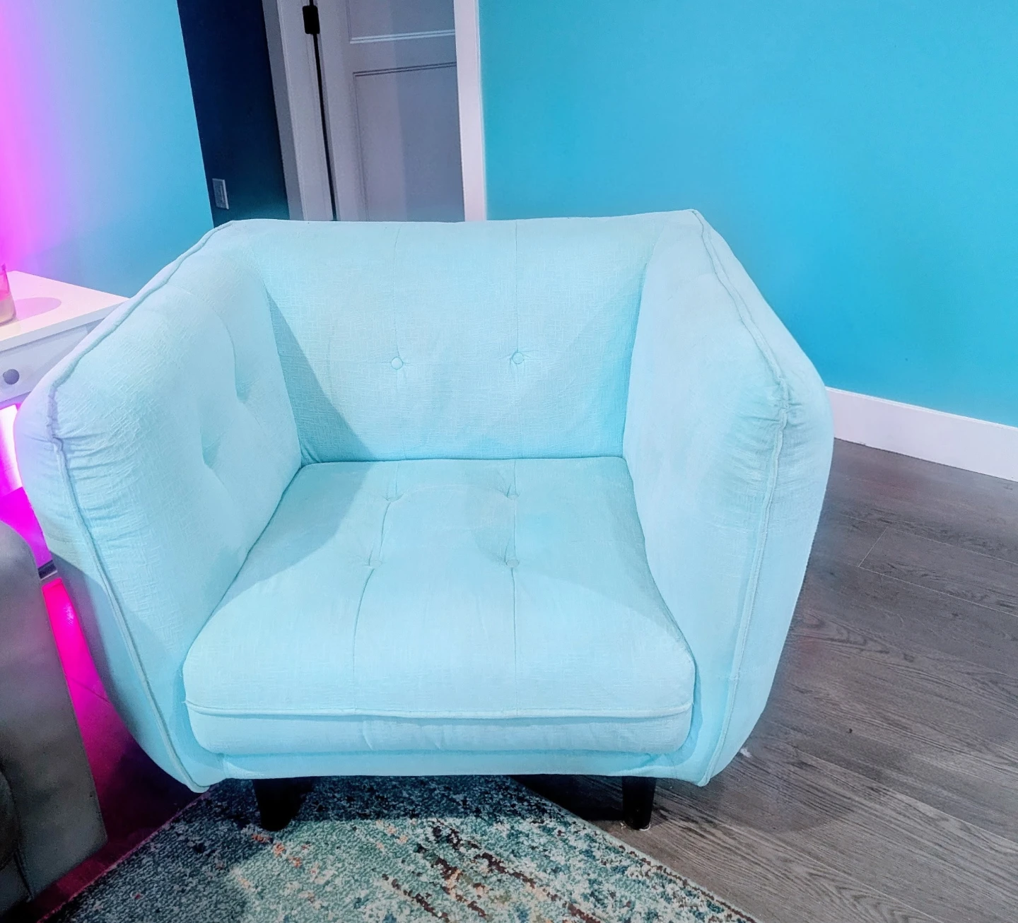 Light Blue Tufted Accent Chair