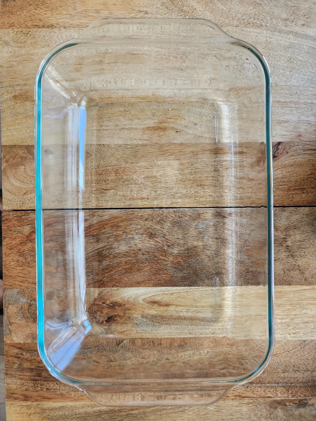 Pyrex Glass Baking Dish with Lid
