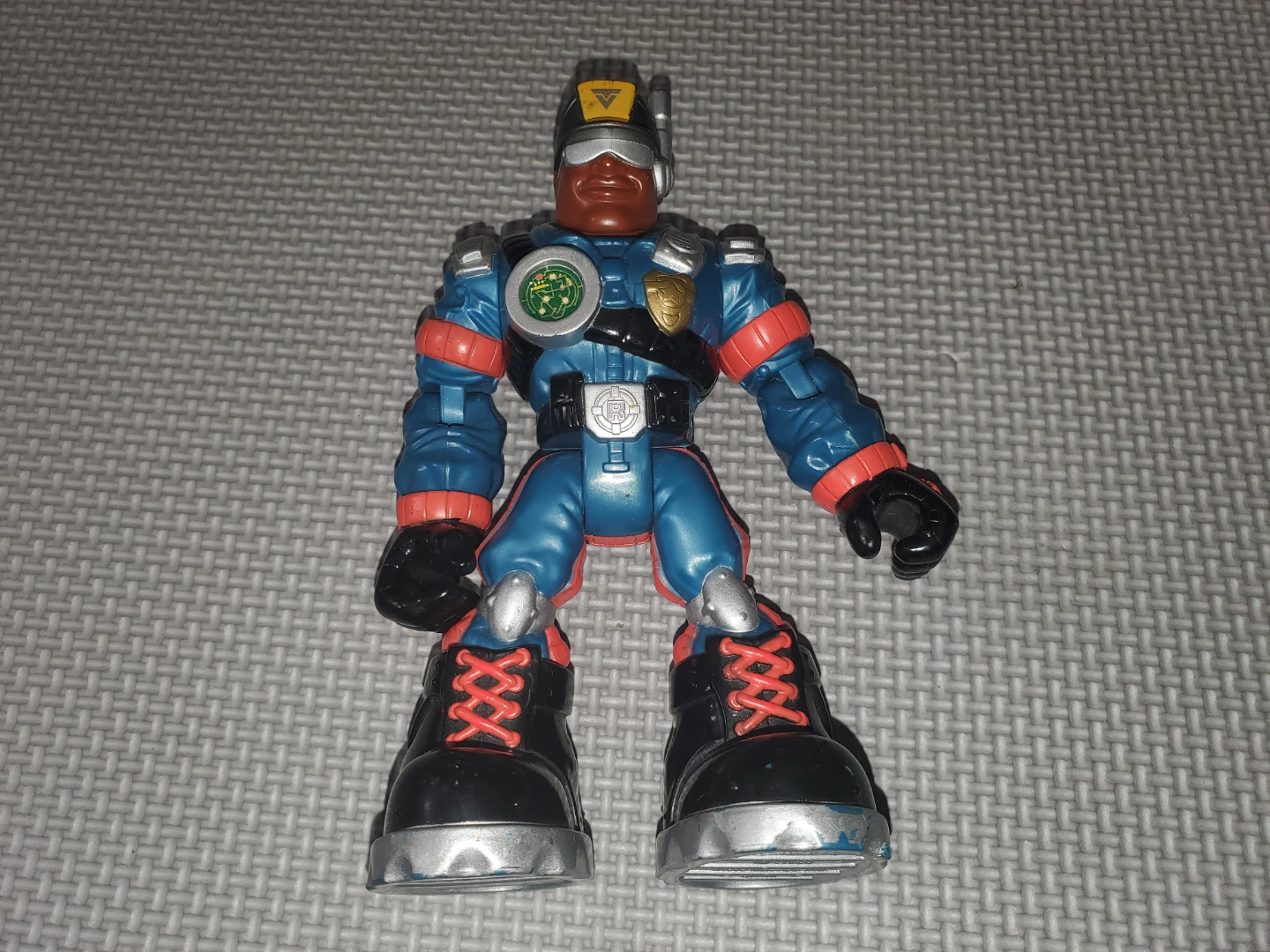 1999 Mattel Fisher Price Rescue Heroes Police Action Figure
