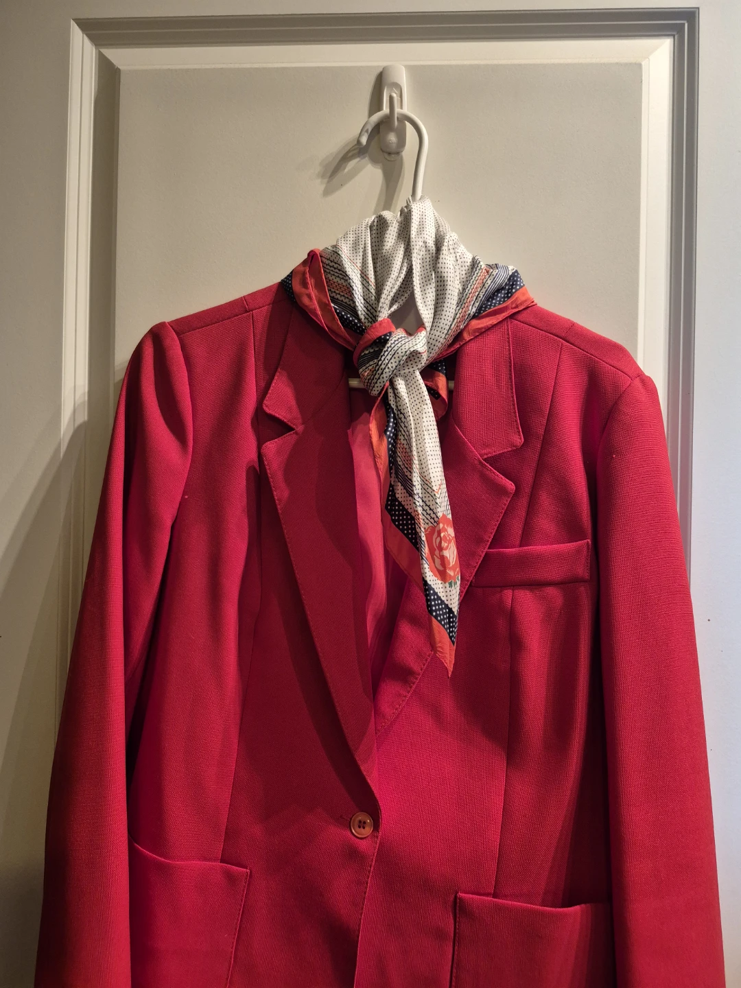 Women's dress jacket - photo 3