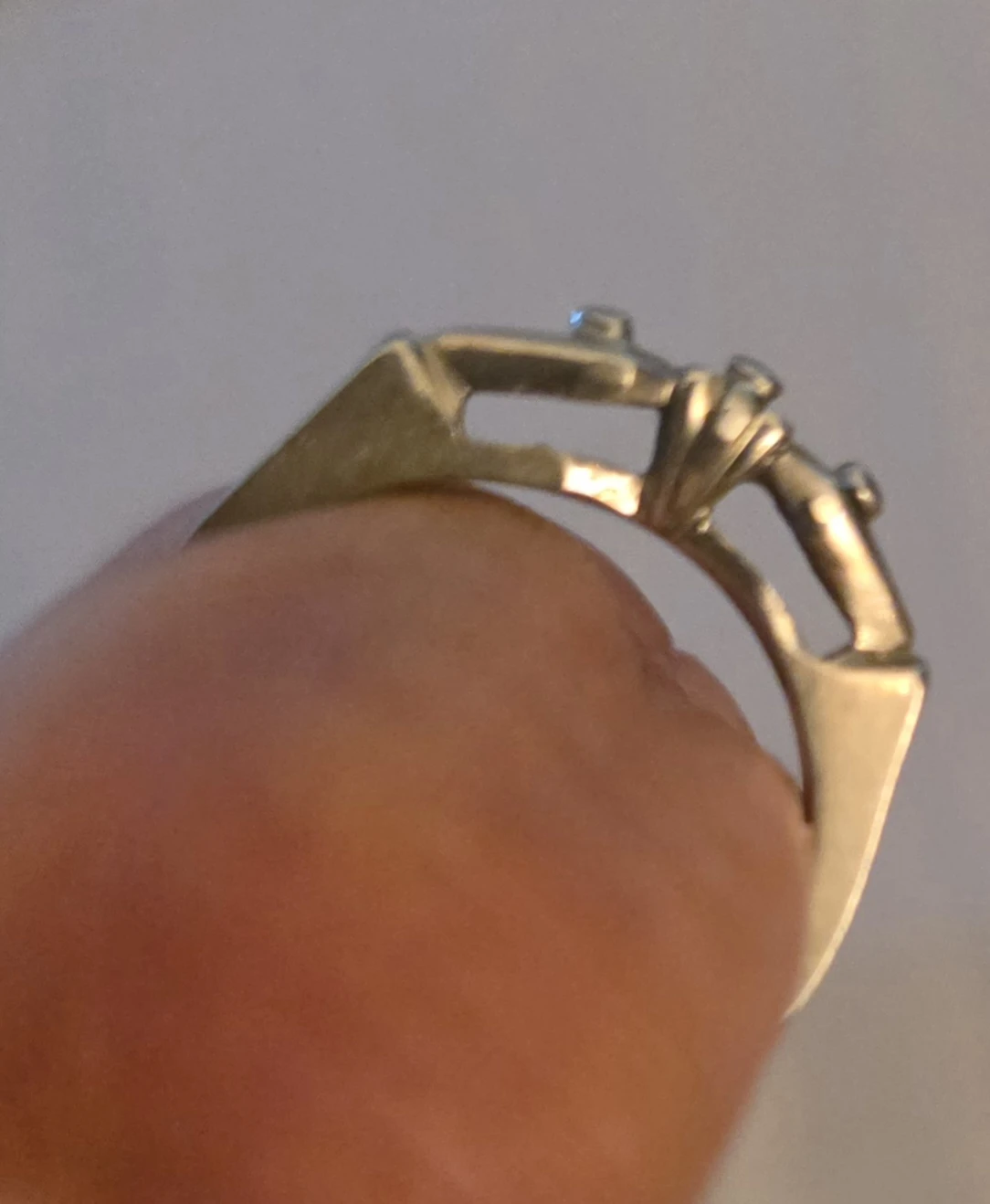18K White Gold Illusion Ring - photo 2