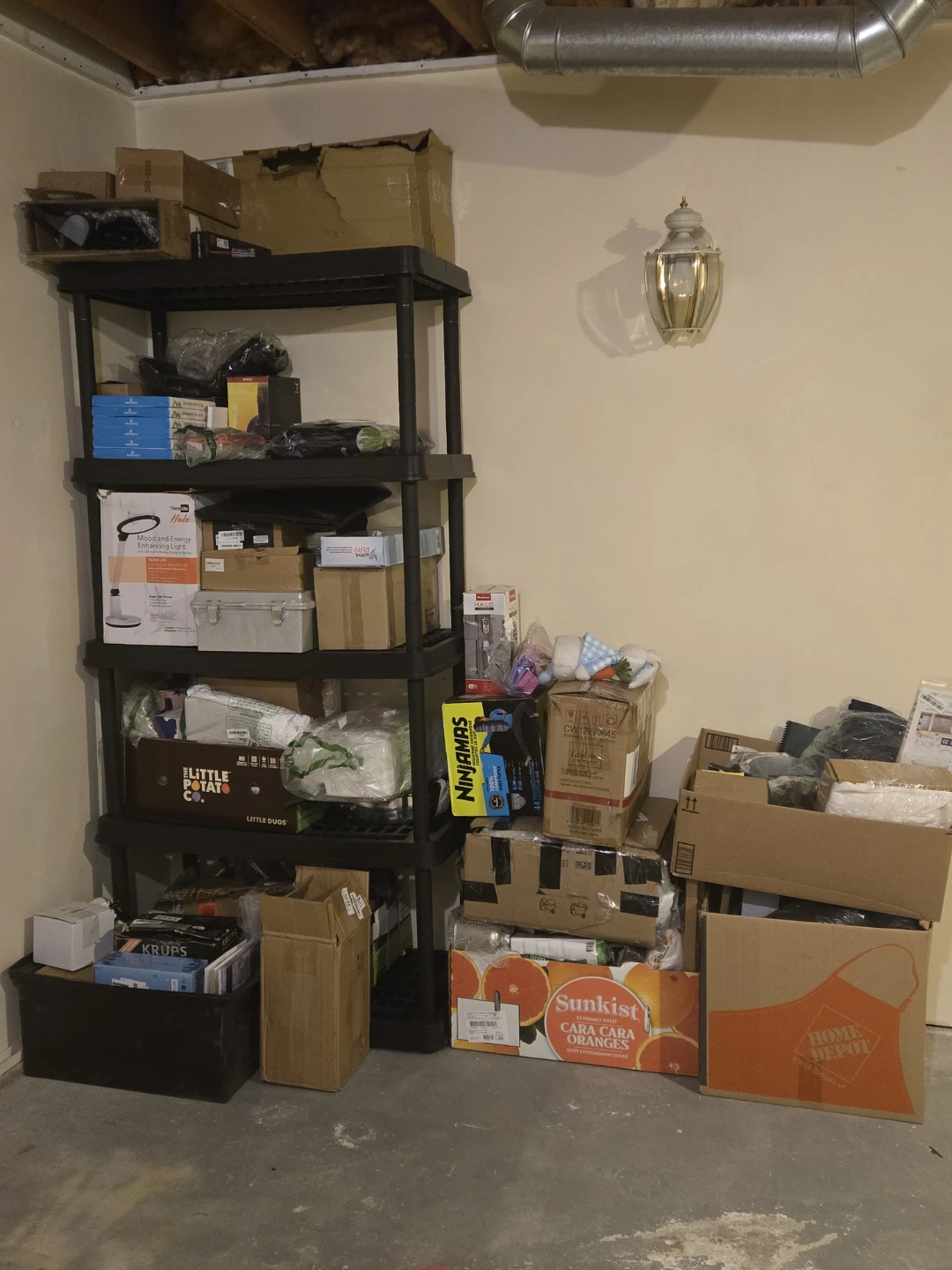 Coffin Box / Lost mail lot