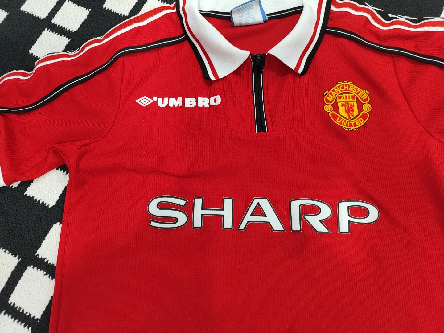 Manchester United Umbro "Sharp" Football Jersey - photo 3
