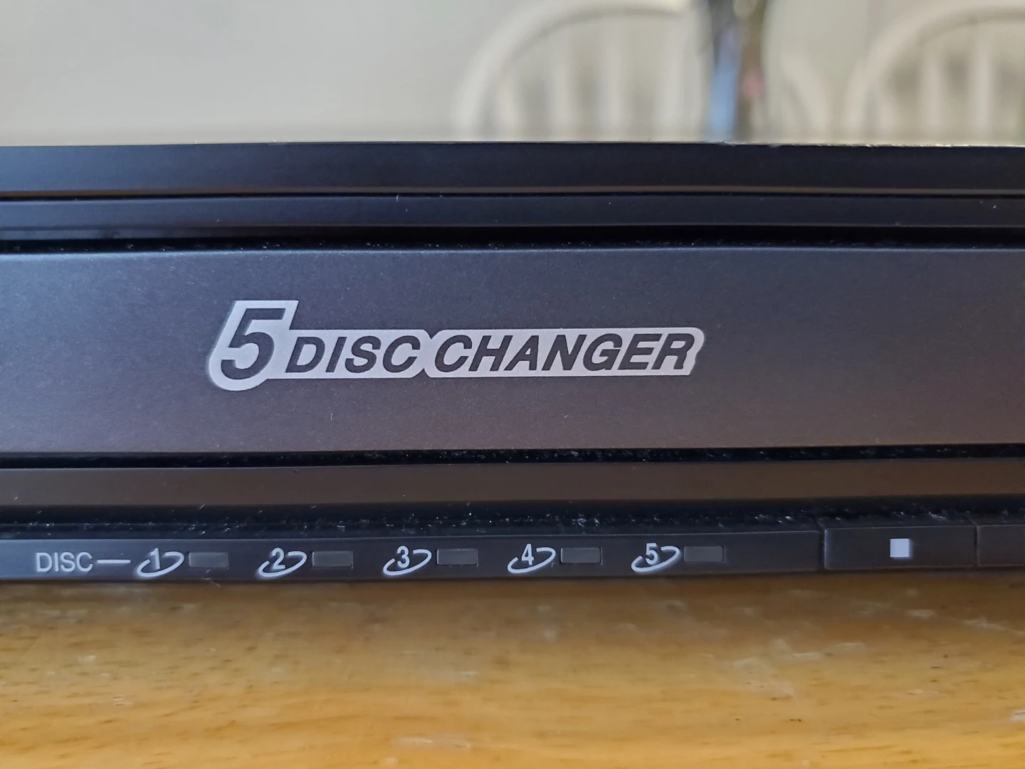 Panasonic 5-Disc Changer Progressive Scan DVD Player - photo 4