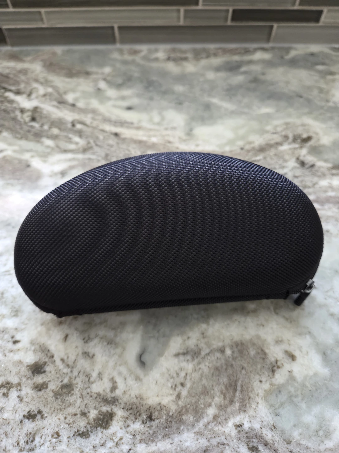 Oakley Black Hard Shell Sunglasses Case - photo 5