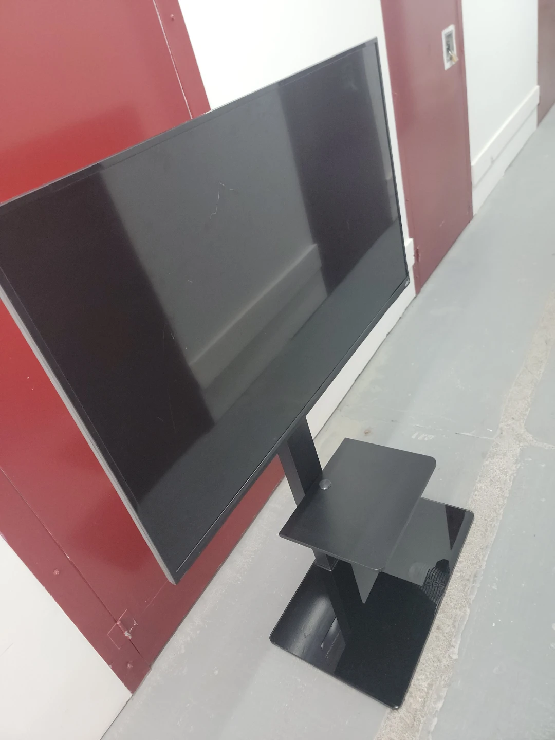FITUEYES TV Stand with Mount - photo 4