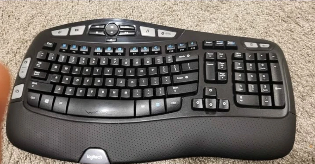 Logitech K350 Wireless Wave Keyboard with USB Receiver