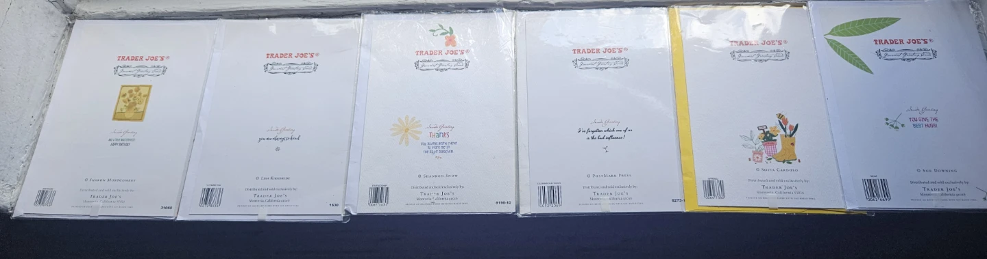 A dozen Trader Joe's greeting cards. - photo 4
