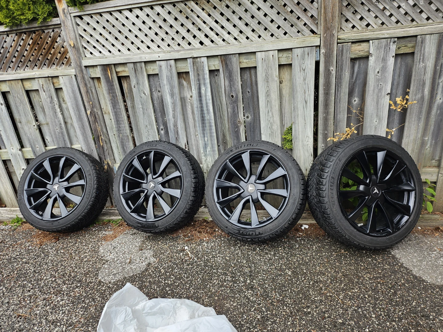 Michelin Winter Tires on Tesla 3 Rims - photo 2