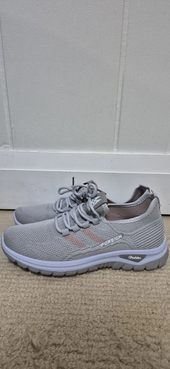 Sneakers - photo 2