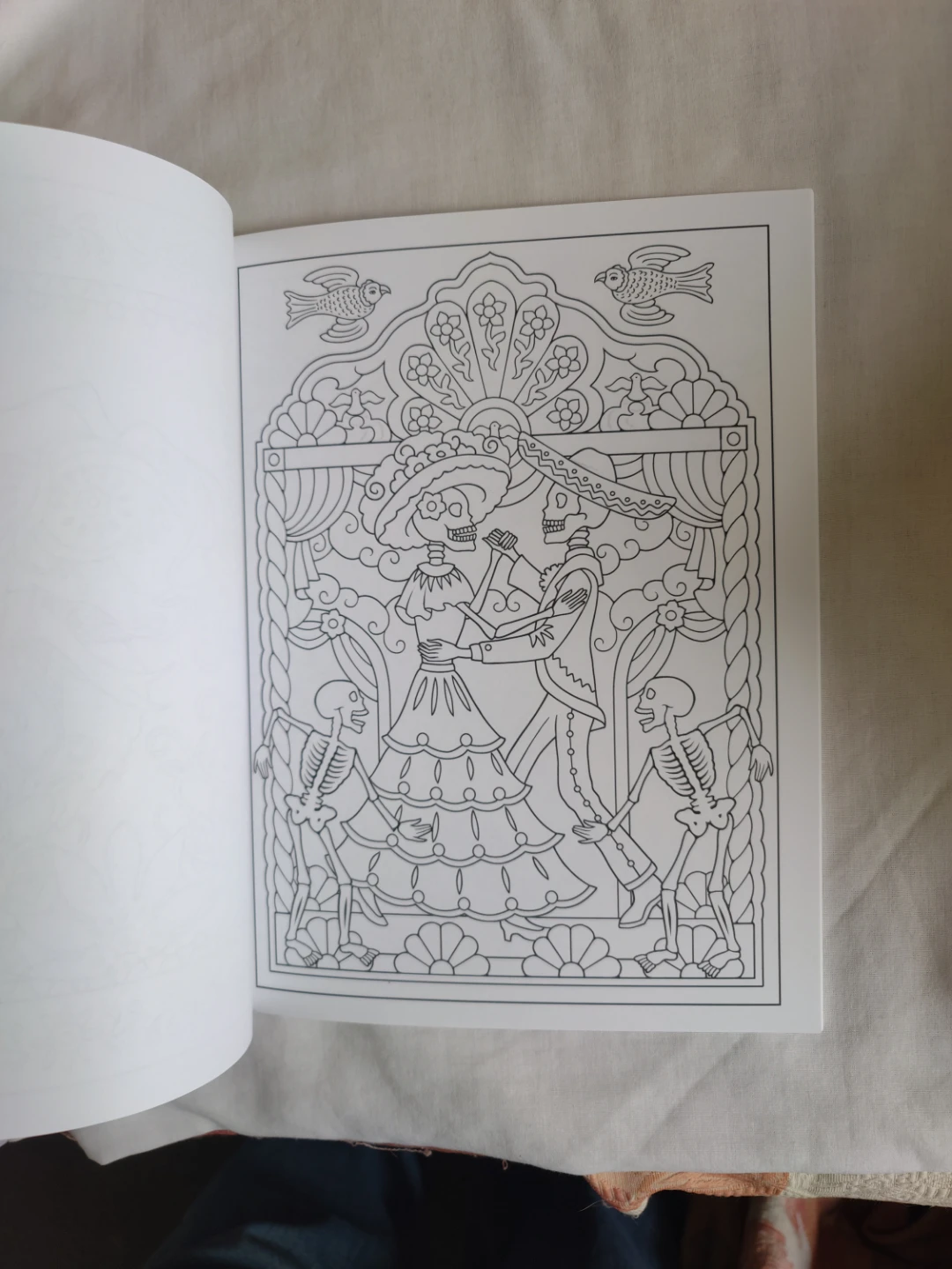 Day of the Dead coloring book - photo 2