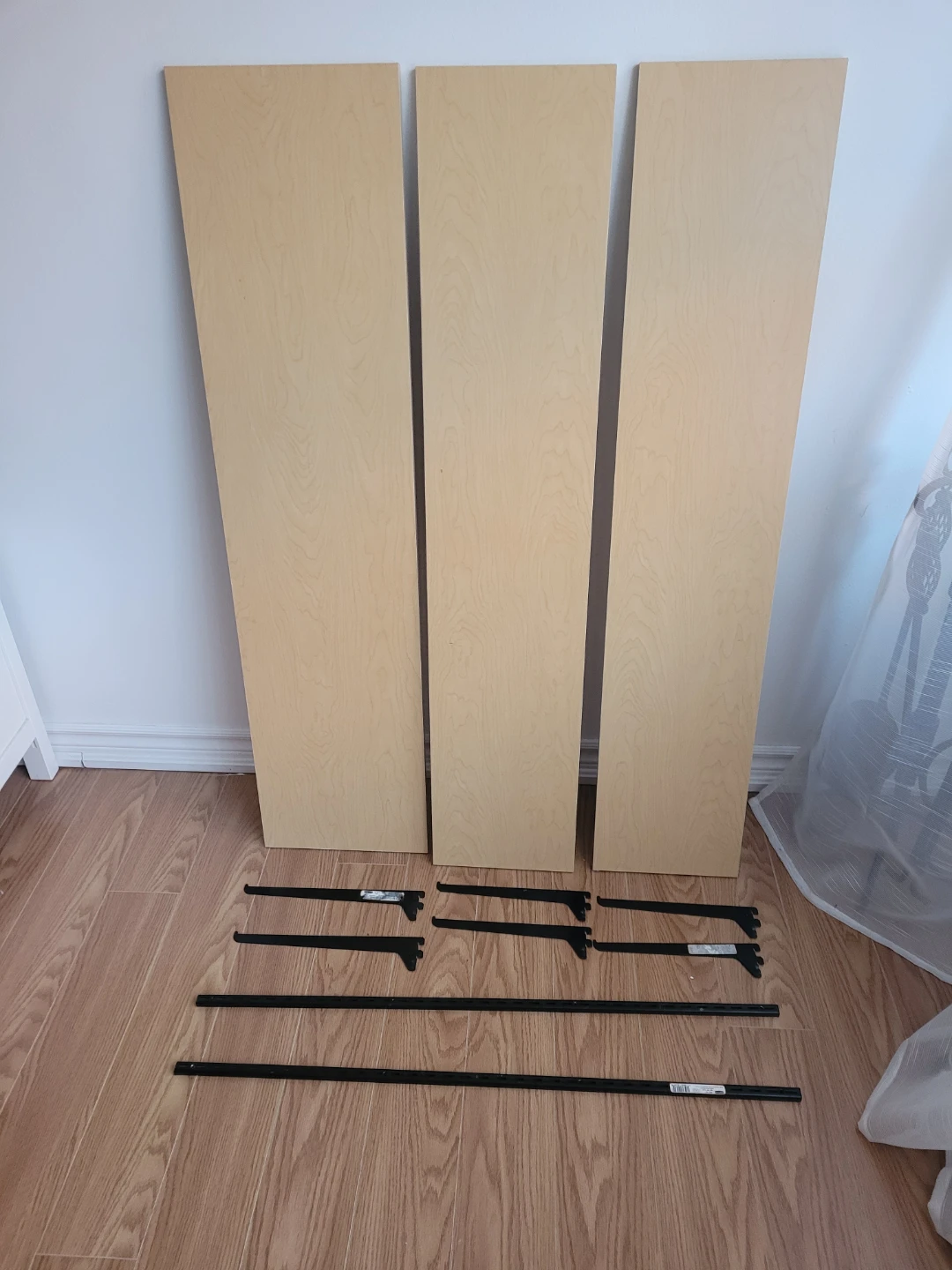 3 x shelves and brackets
