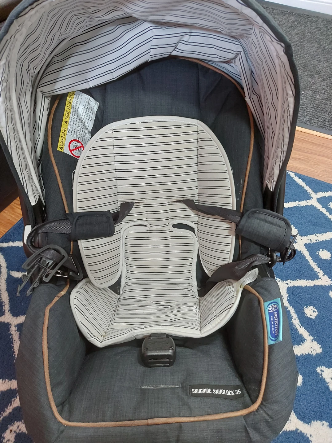 Graco SnugRide SnugLock 35 Infant Car Seat and Base