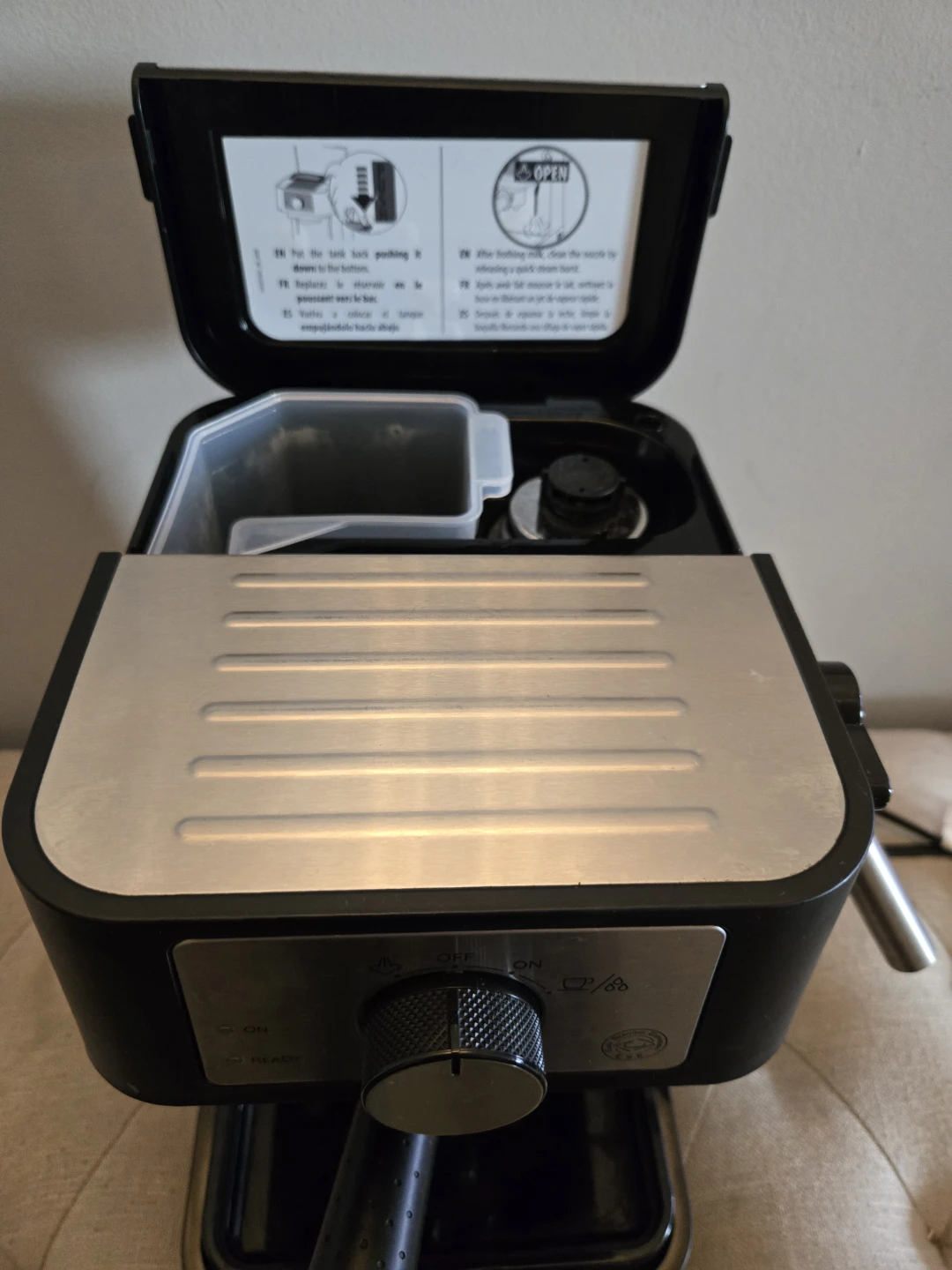 DeLonghi Stilosa Compact Espresso Maker - photo 4