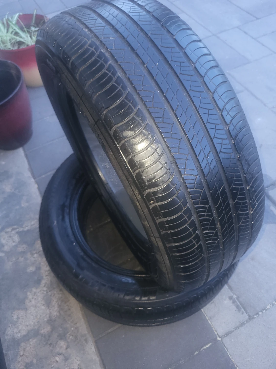 Two Michelin Tires 235/60 R18 - photo 3
