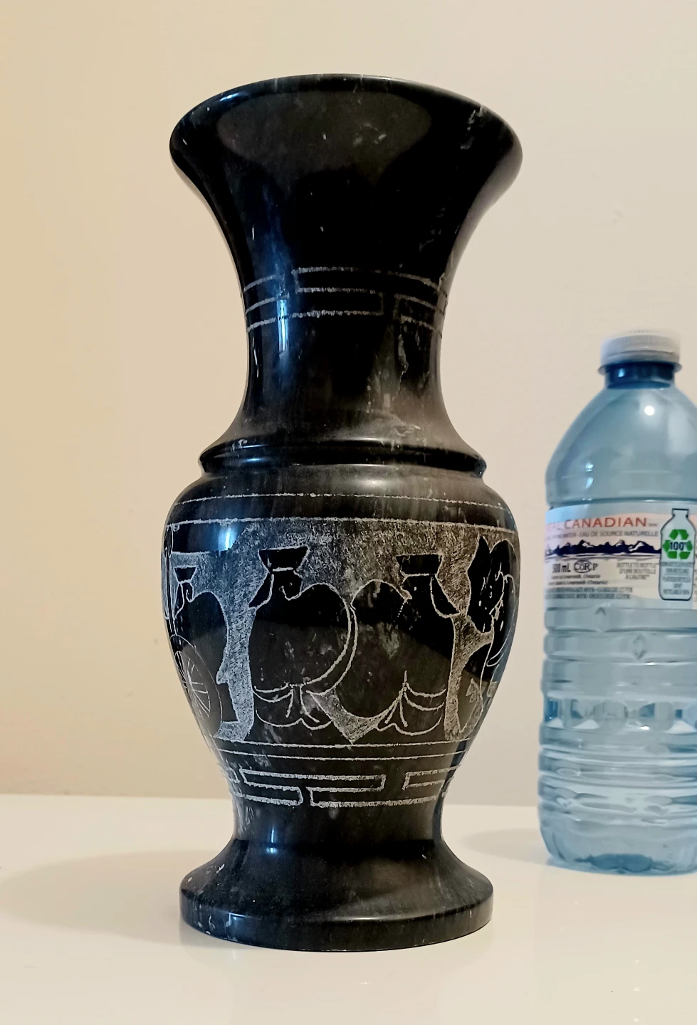 Vtg Hand Carved Polished Stone Vase - photo 3