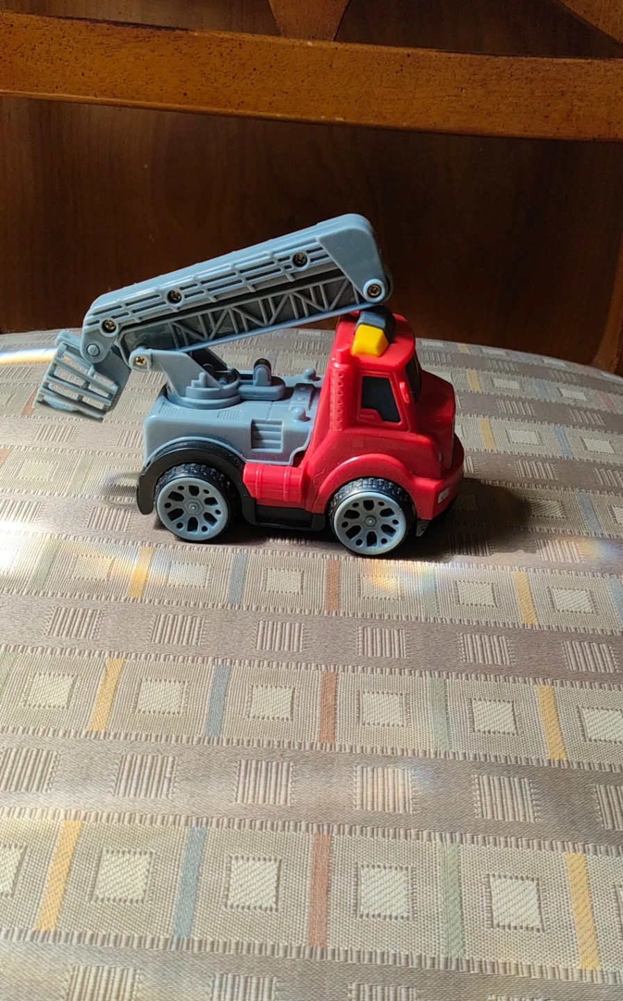 Utility truck toy