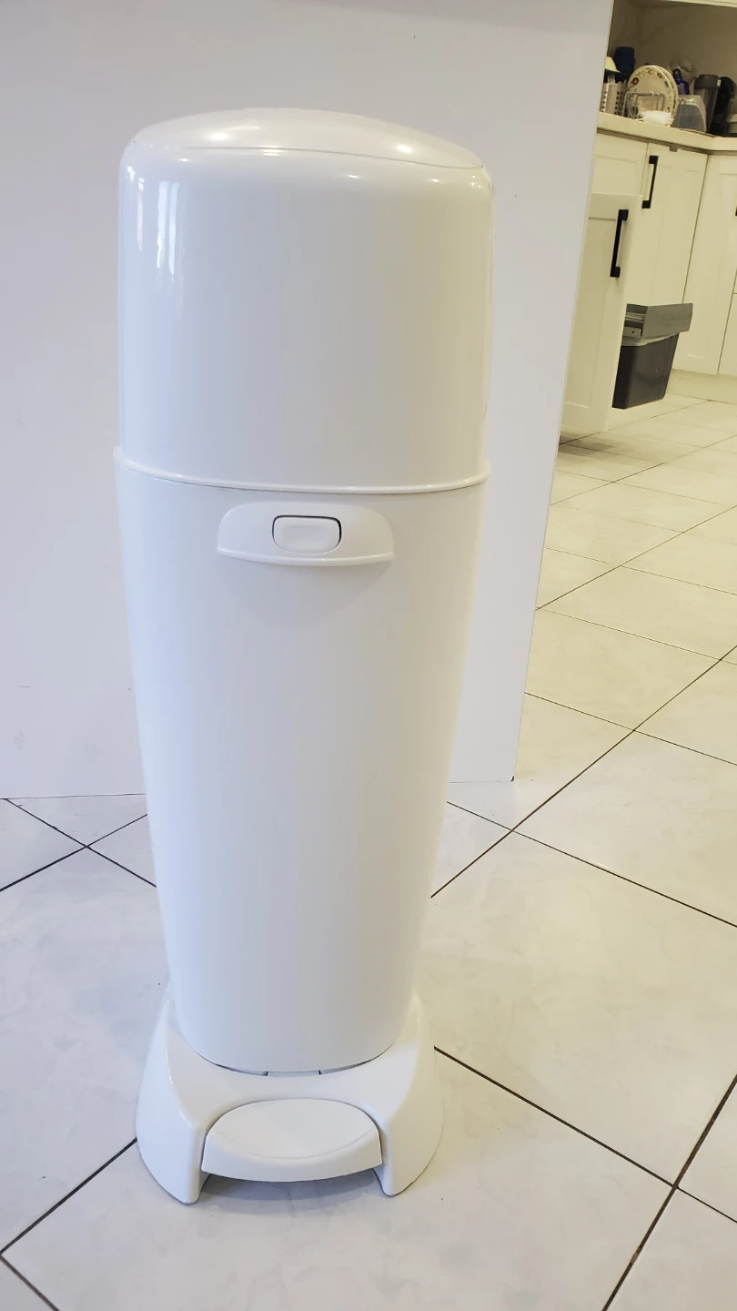 Playtex Diaper Genie Complete Pail
