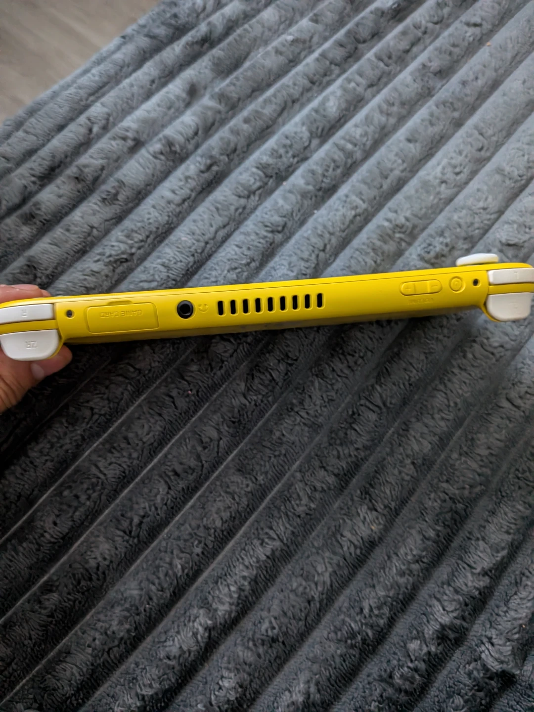 Nintendo Switch Lite Yellow - photo 3