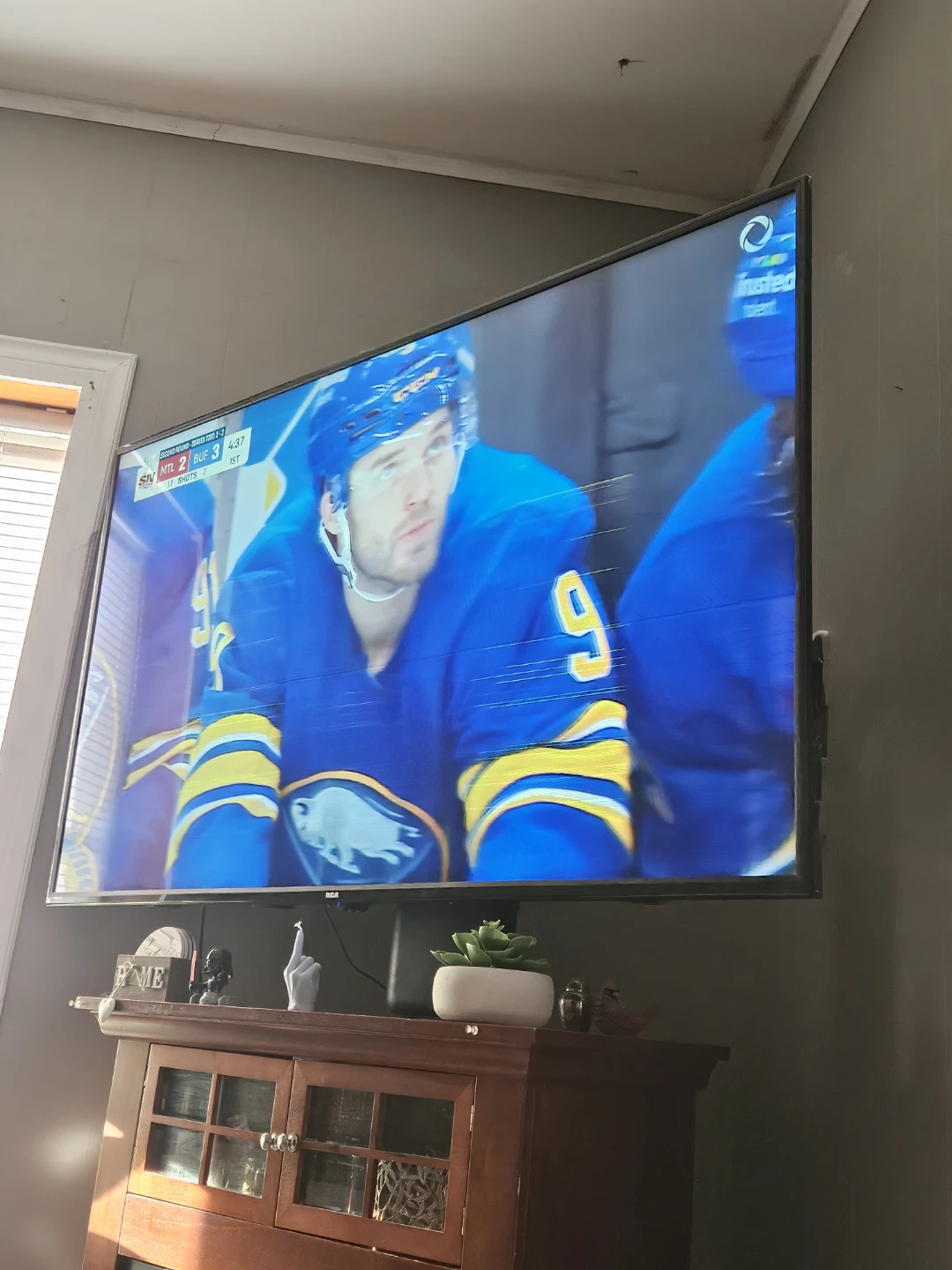 55 inch RCA TV - photo 2