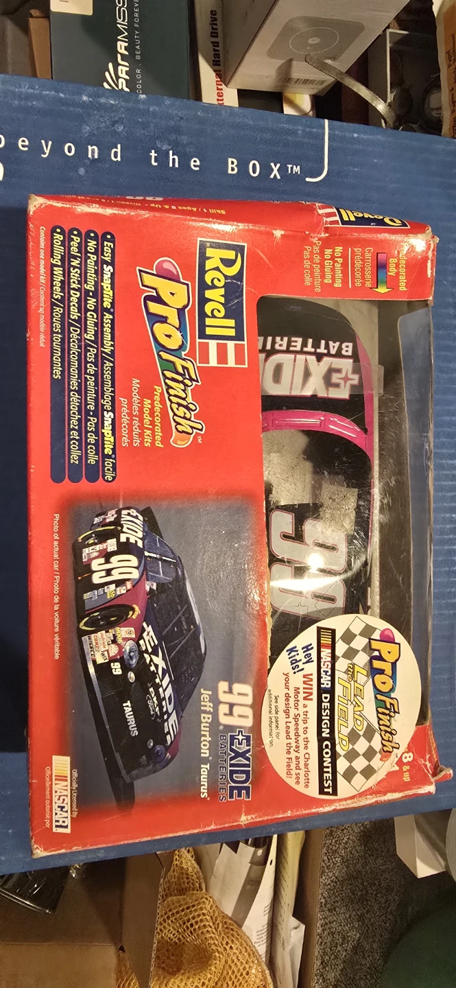 Revell Pro Finish Jeff Burton 99  Model Kit - photo 2
