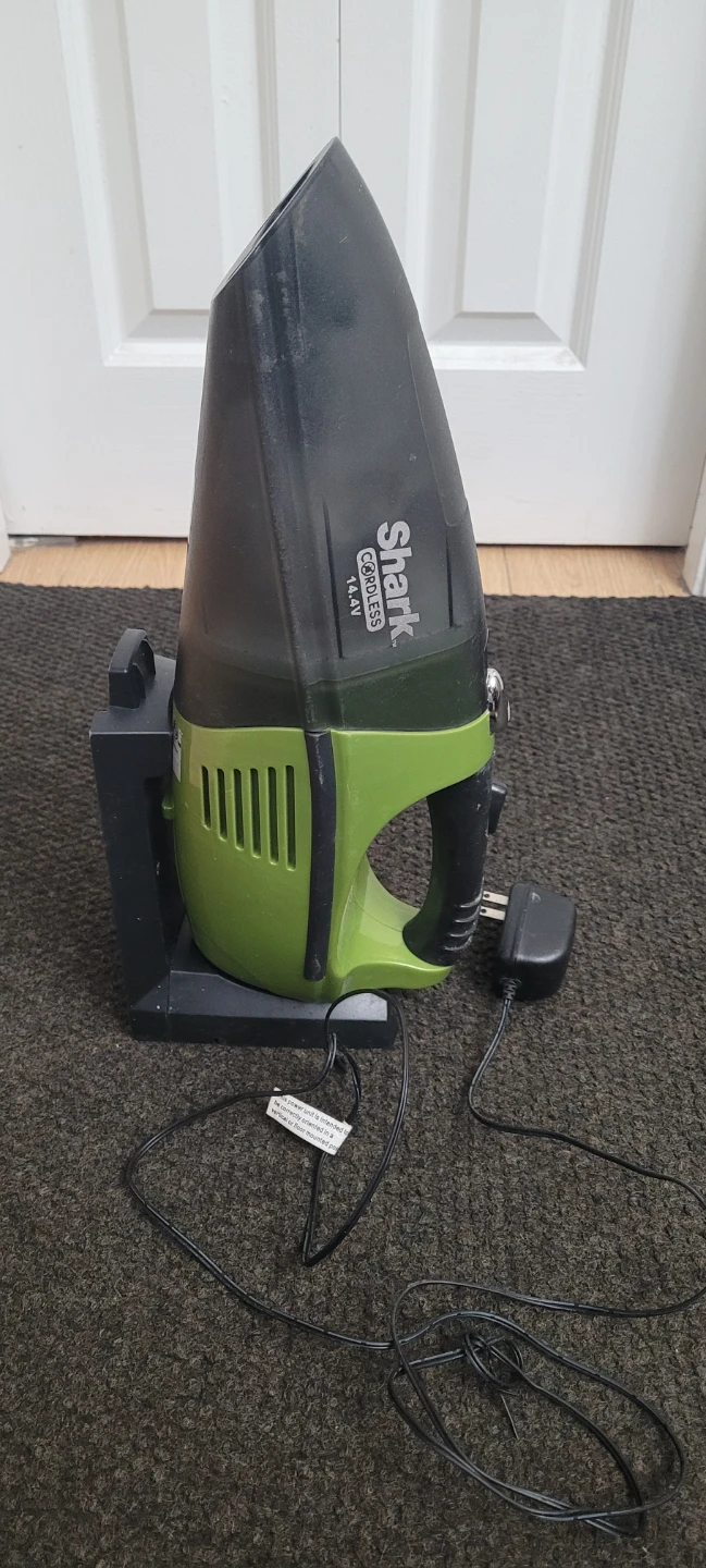 Shark Cordless Handheld Vacuum 14.4V