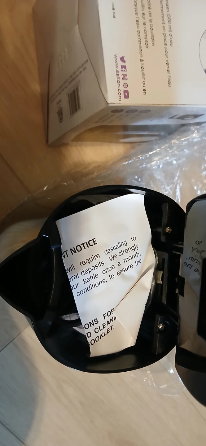 Salton Electric Kettle