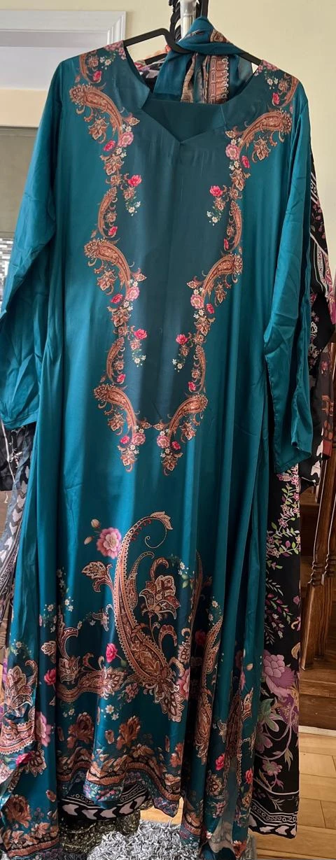 Beautiful silk kaftan - photo 2