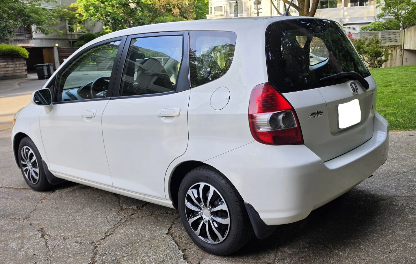 2008 Honda Fit - Clean Title - photo 2