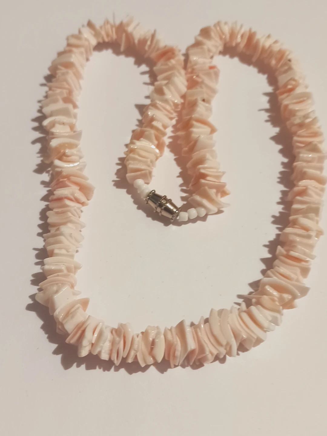 Beautiful Vintage Boho Pink Puka Shell Necklace - photo 4