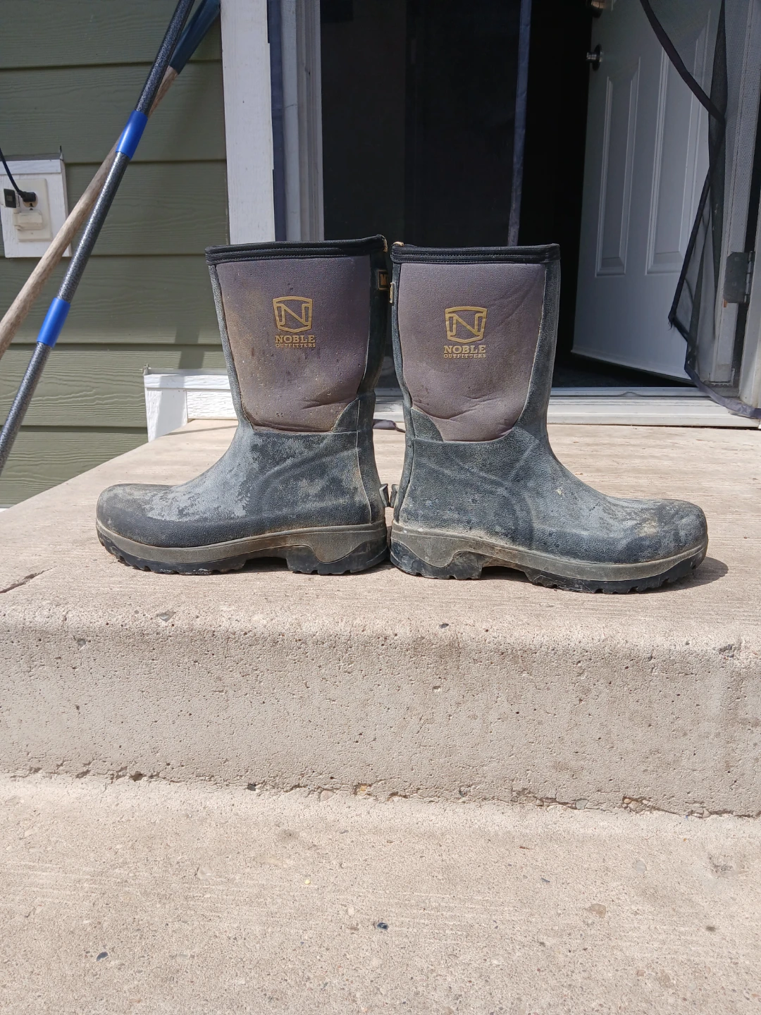 Noble Outfitters steal toed Muck Boots - photo 3
