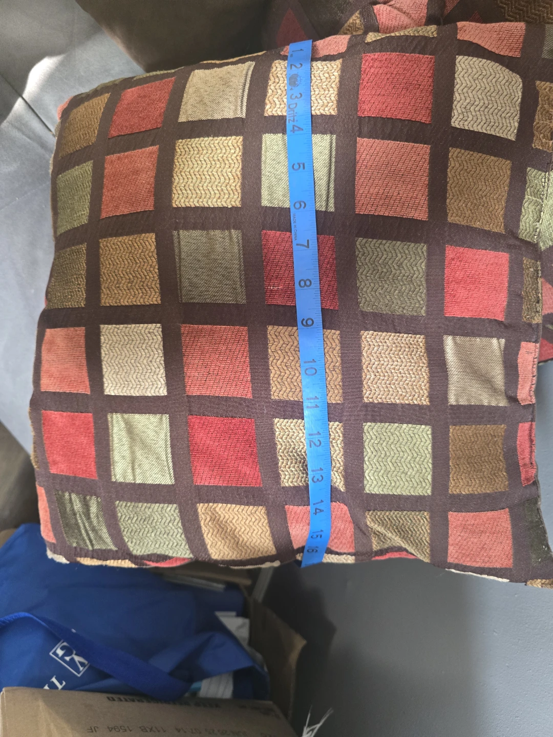 Throw Pillow Set - Decorative Square Pattern - photo 5