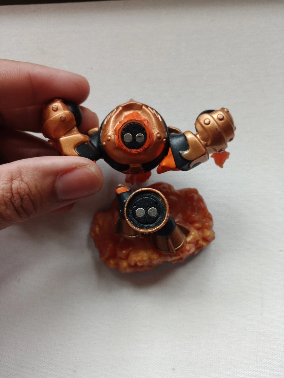 Skylanders Trap Team Knight Fire Character Figure - photo 3