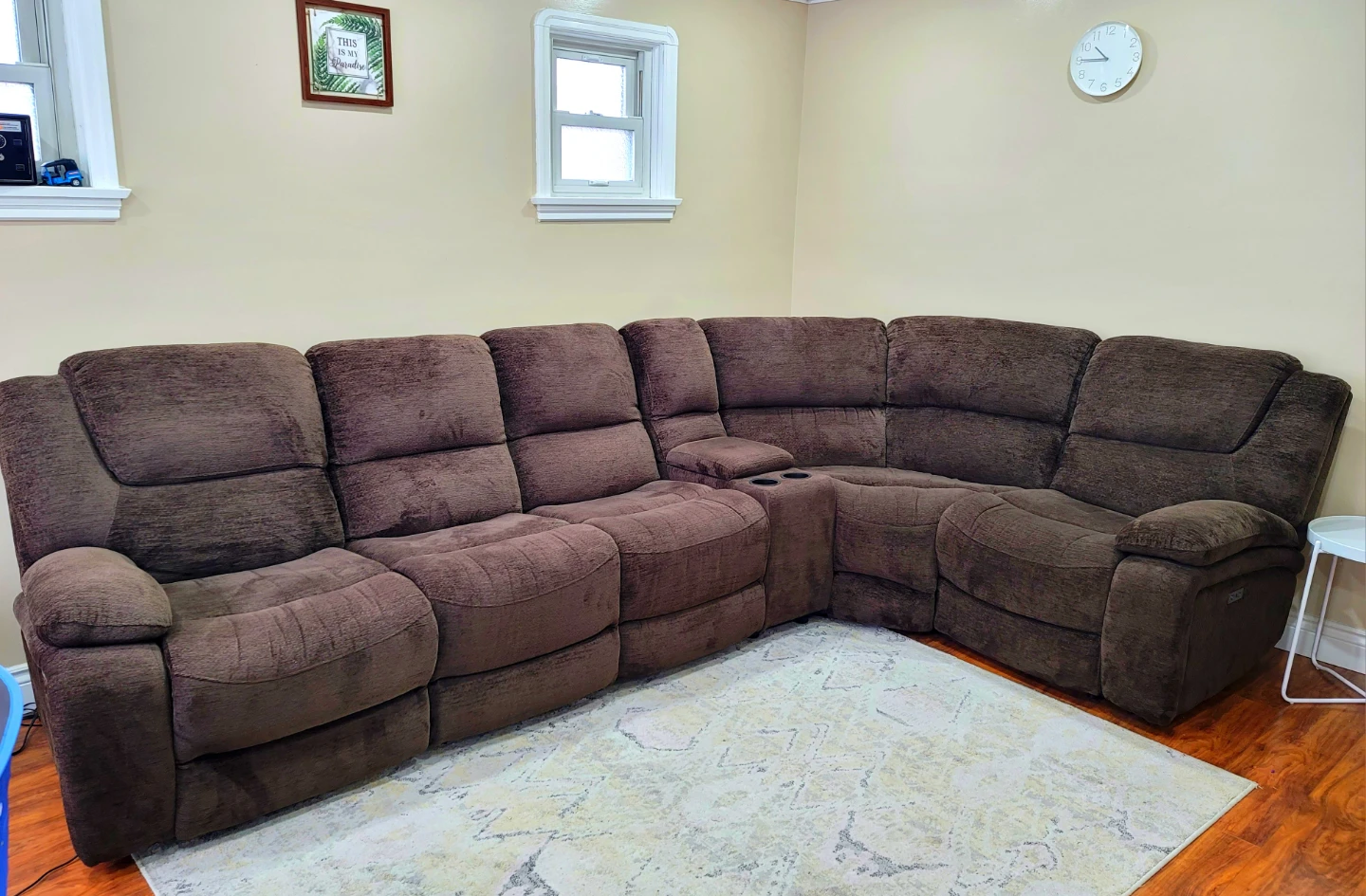 Leon's Electric Power recliner couch sofa sectional extra comfy