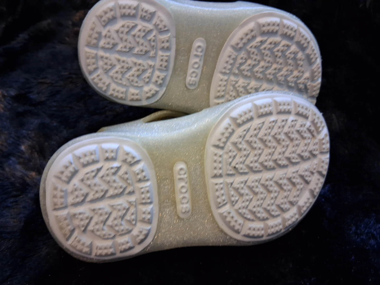 Crocs Glitter Jelly Sandals - photo 3