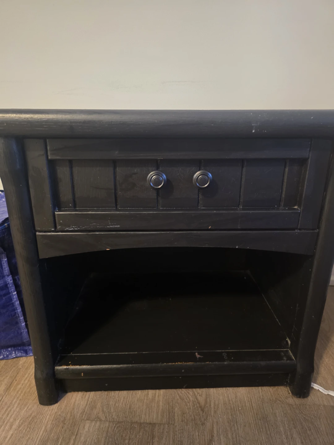 Bed side table