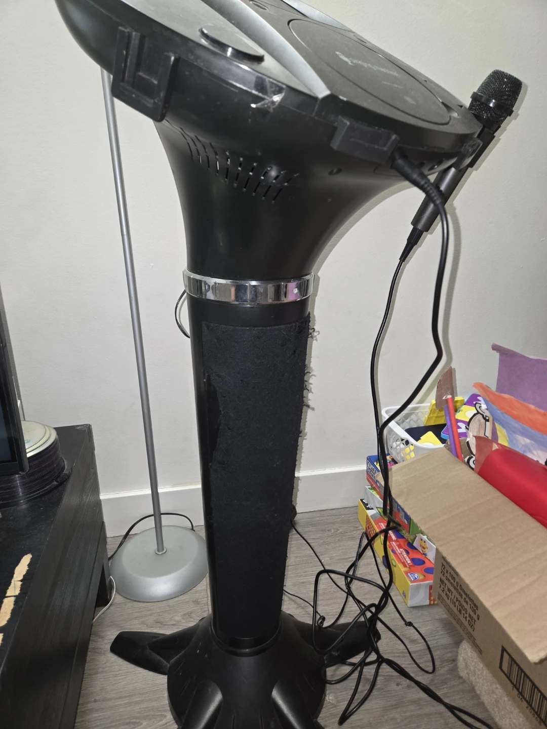 Karaoke Machine Speaker with Microphone