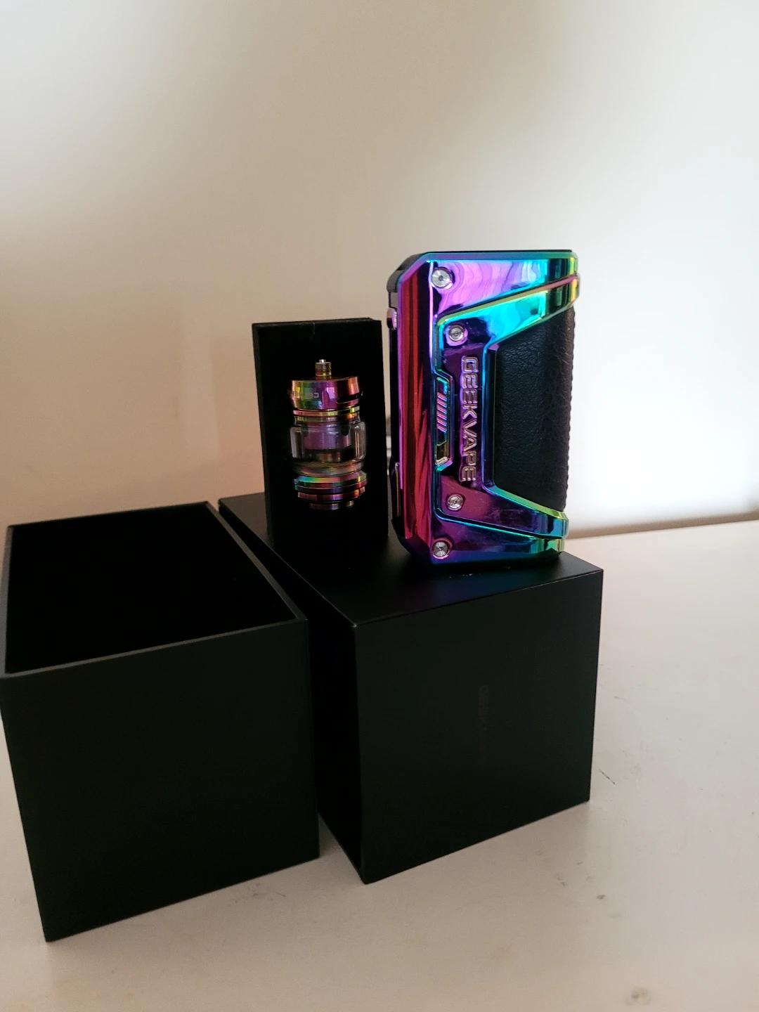Geekvape Aegis L200 (Aegis Legend 2) Rainbow - photo 4