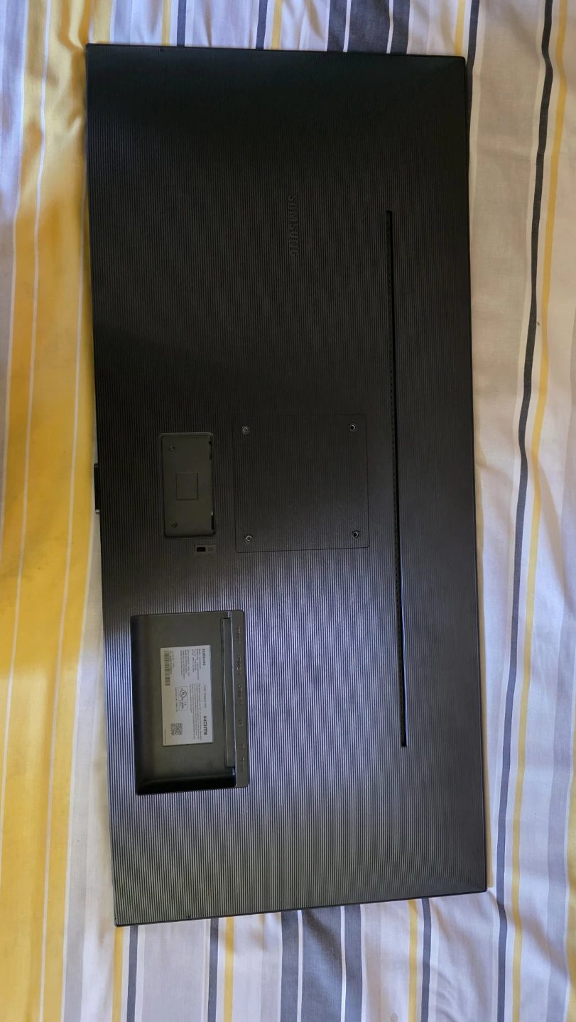 Samsung 34" Ultra-Wide Monitor (S34C504) - Like New, April 2023 - photo 4