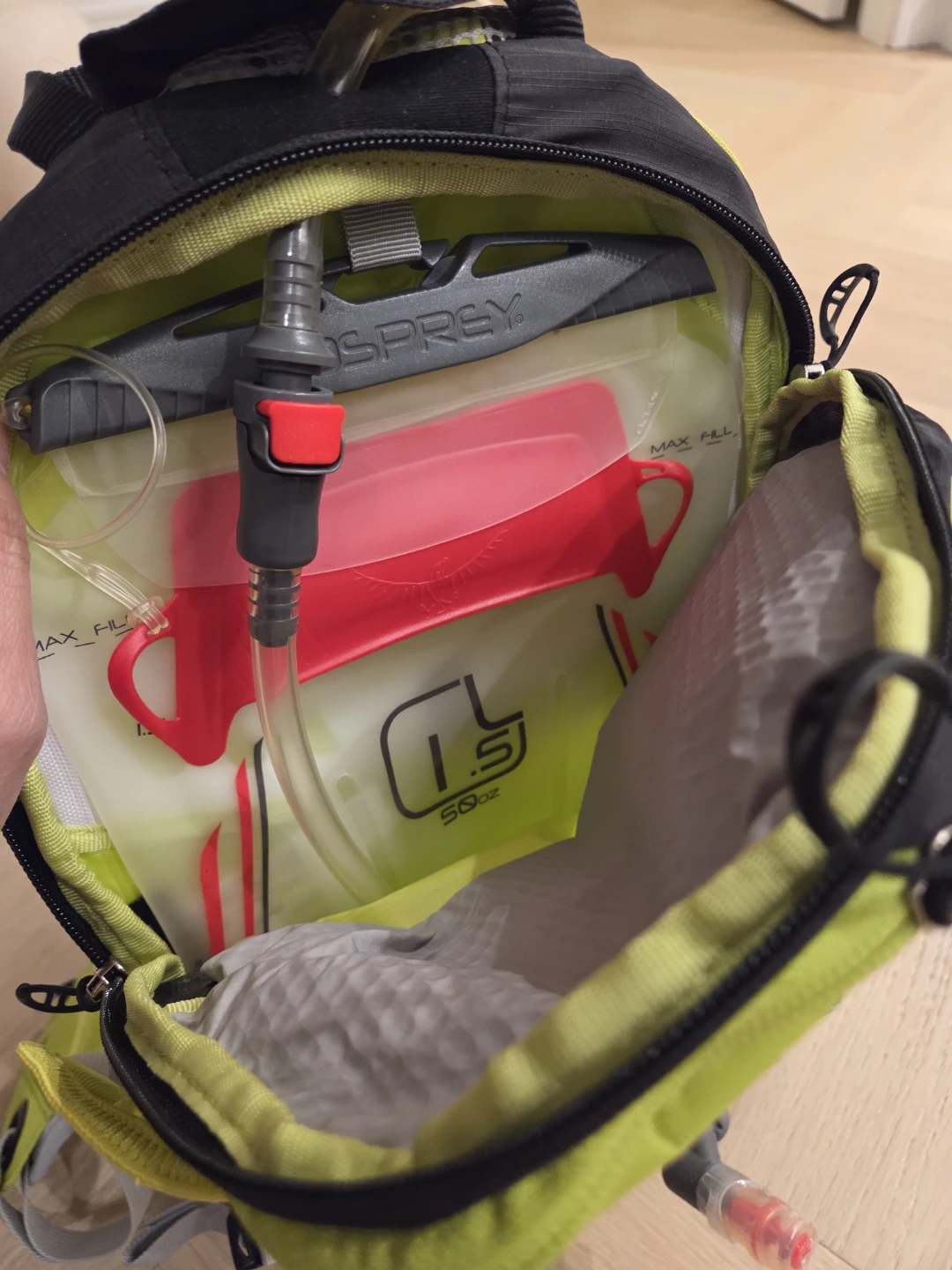 Osprey Rev 1.5L hiking bag with hydration Pack - photo 5